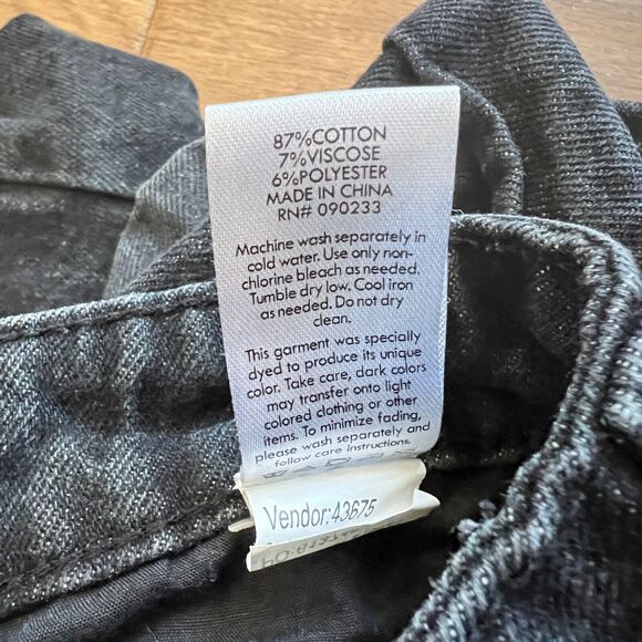 Pacsun Mom Short Size 26 Black Denim Jean Shorts Cuffed - Picture 6 of 9